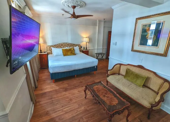 Hotel St. Michel